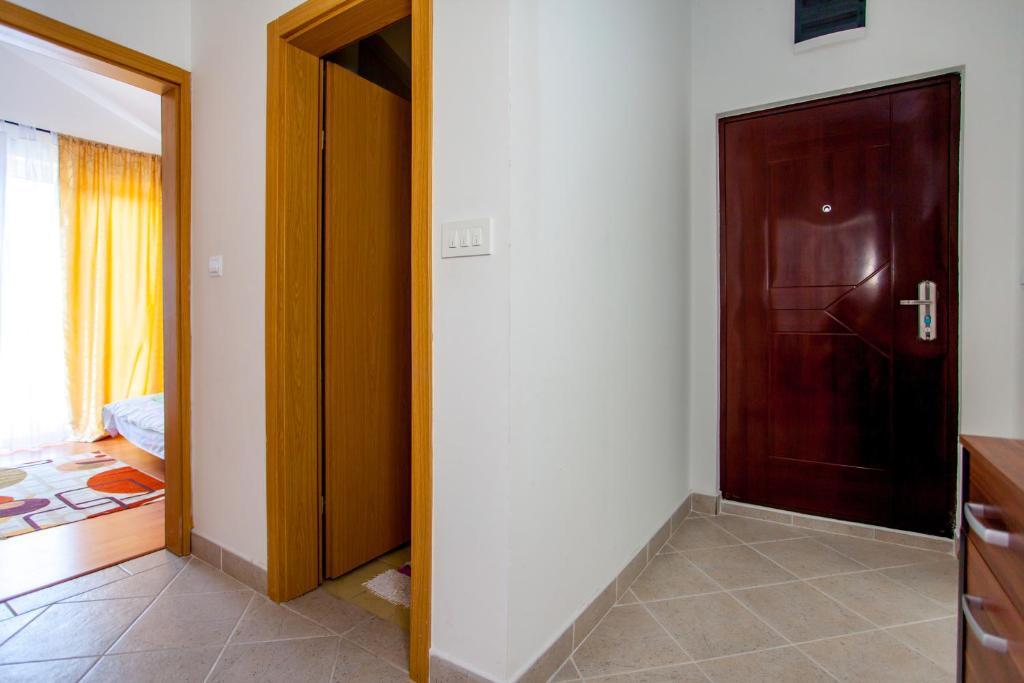 Villa Maria Apartments Каменари Номер фото