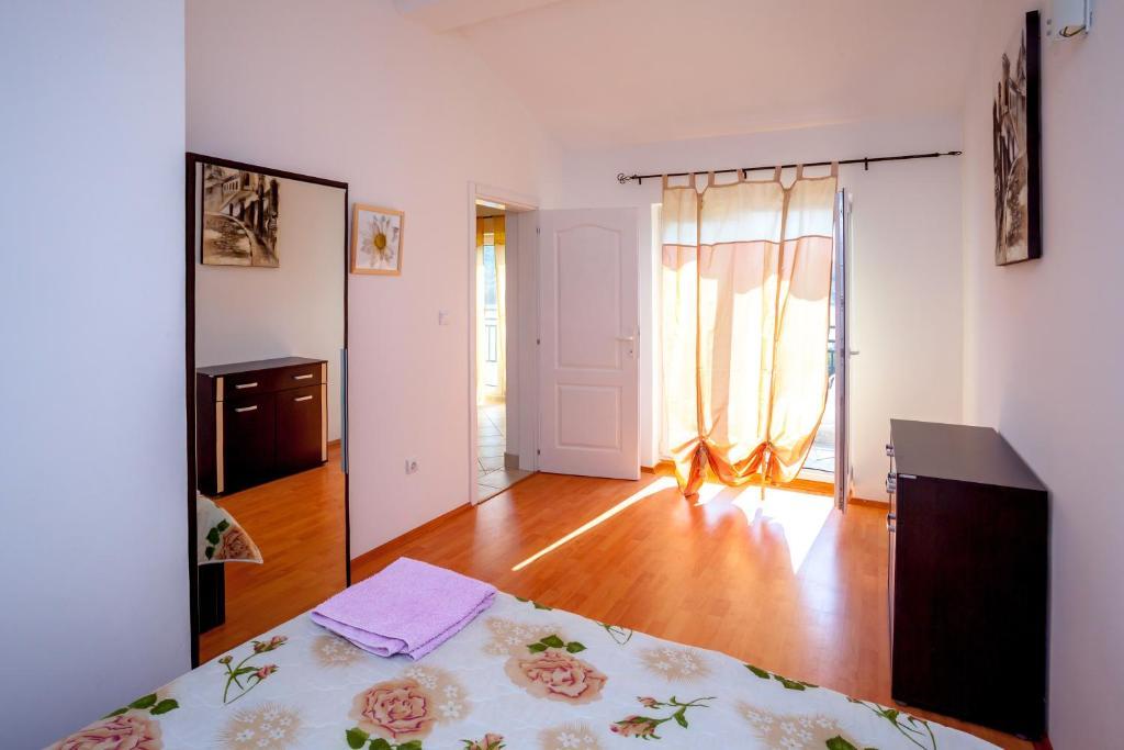 Villa Maria Apartments Каменари Номер фото