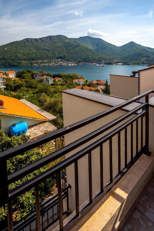 Villa Maria Apartments Каменари Номер фото